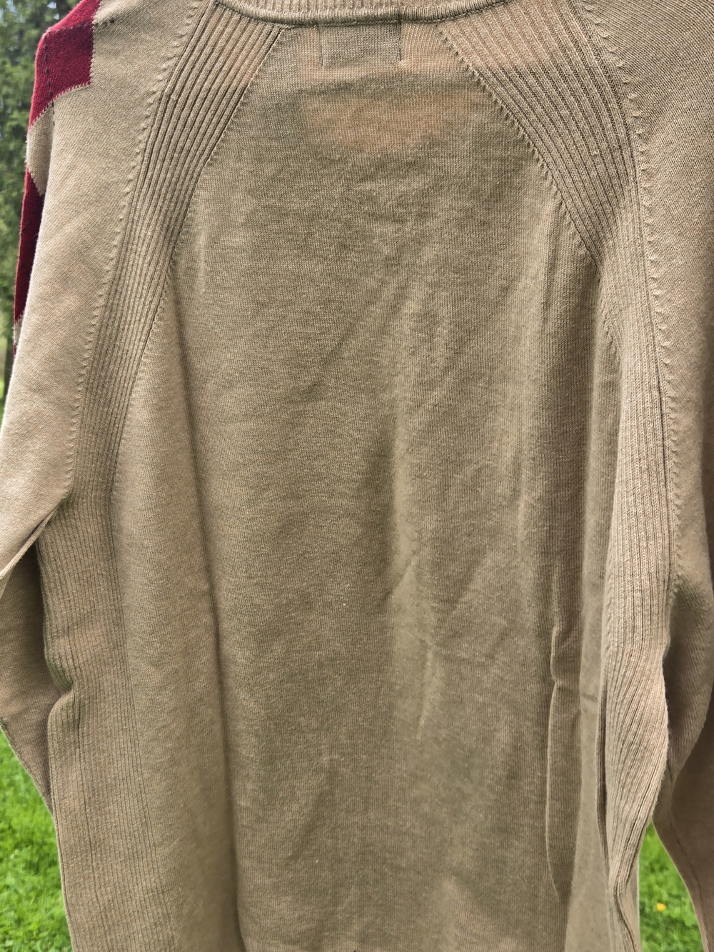 Claiborne Tan V-Neck Sweater with Red Shoulder Detail - Picture 4 of 5